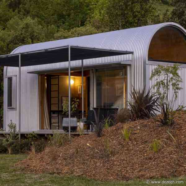 William Samuels creates relocatable home as "radical departure" from standard house