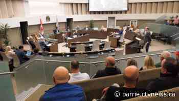 Hundreds pack into Barrie City Hall for public meeting to address chronic homelessness