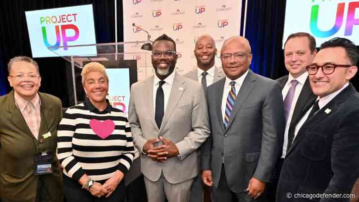 Comcast Gives $250K for Digital Navigators, 1,000 Laptops to Chicago Libraries and Non-profits