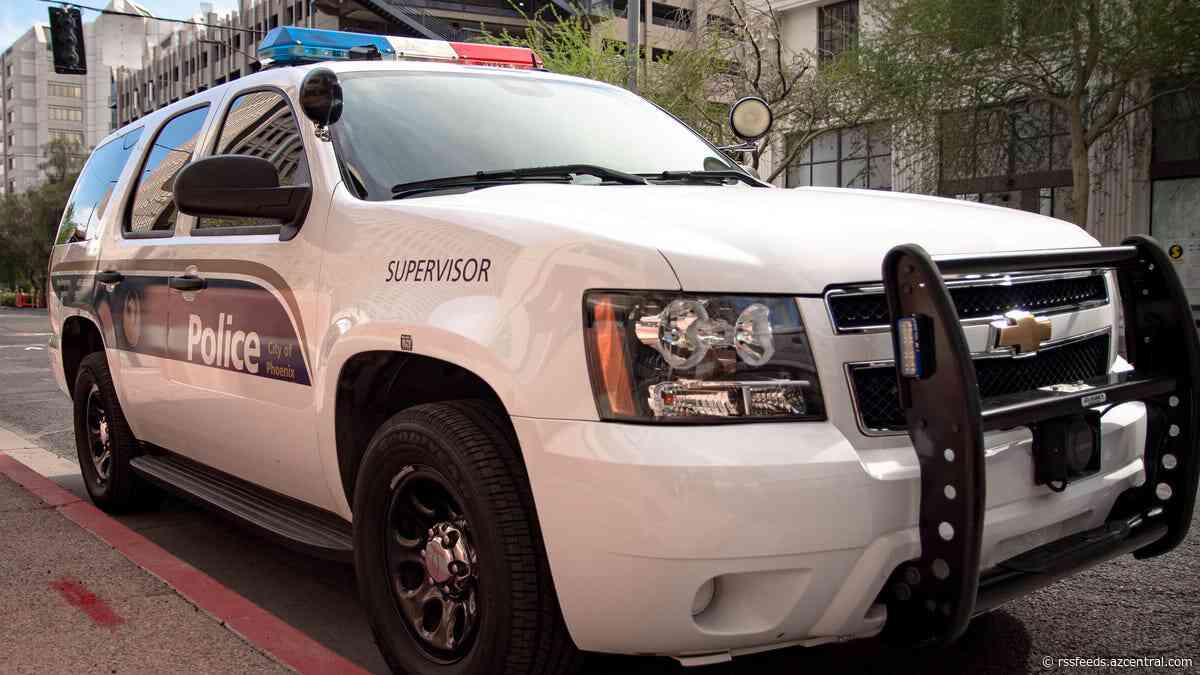 Man dies in early morning shooting in west Phoenix