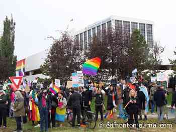 Cross-country rallies against ’gender ideology’ in schools met with counter-protests