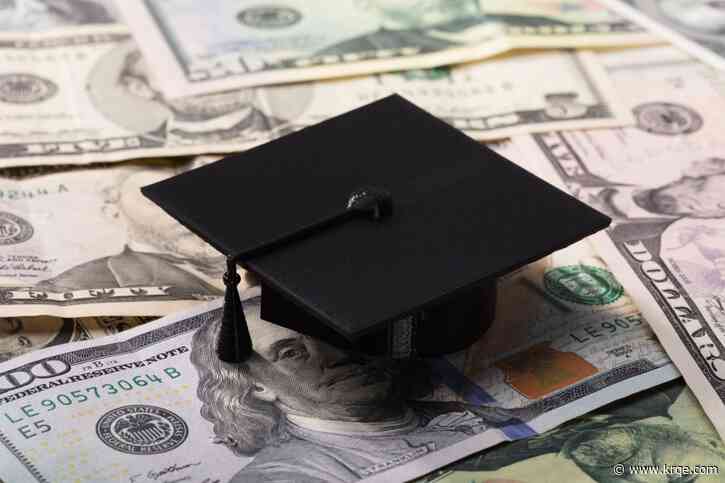 How parents can help students avoid college debt before it starts