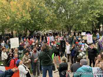 Hundreds rally in Saskatoon, Regina in further response to province's school pronoun policies