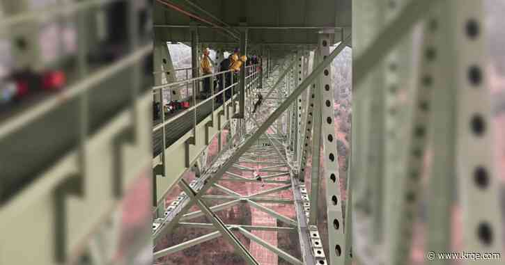 19-year-old dangling from tallest bridge in California rescued
