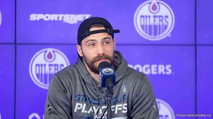 Spotlight on goalies Skinner, Campbell as Oilers open training camp