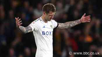 Hull City 0-0 Leeds United: Ten-man Whites get a point at Tigers