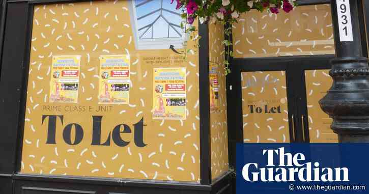 Almost 2,000 more independent stores in Great Britain left empty this year