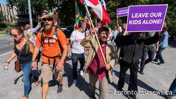 RECAP: Anti-LGBTQ2S+ education demonstration met with counter protest in Toronto