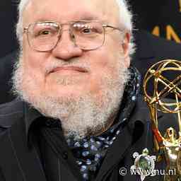 Groep bekende schrijvers klaagt bedrijf achter ChatGPT aan om gebruik teksten