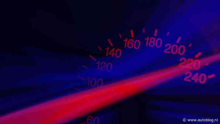 Passagier van auto die 235 km/u reed krijgt €2.000 boete