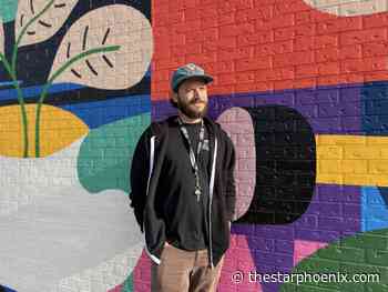 New mural outside Saskatoon's Confederation Mall aims 'to brighten people's days'