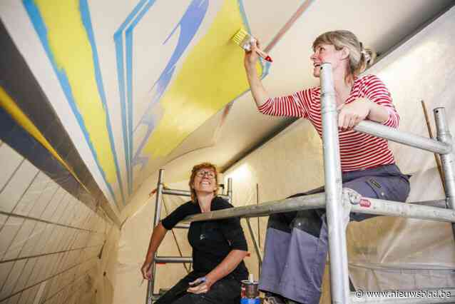 Originele muurschilderingen uit jaren dertig opnieuw aangebracht in Sint-Annatunnel: Zeemeerminnen komen het eerst terug
