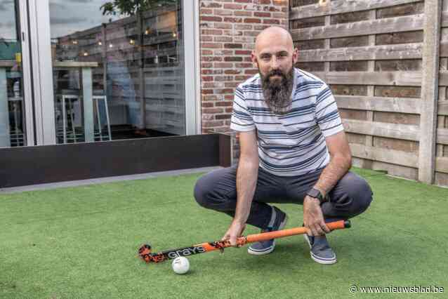 Papa Pieter ontdekte als jeugdscheidsrechter de hockeysport: “Ouders moeten niet bang zijn om sportwedstrijden van hun kinderen in goede banen te leiden”