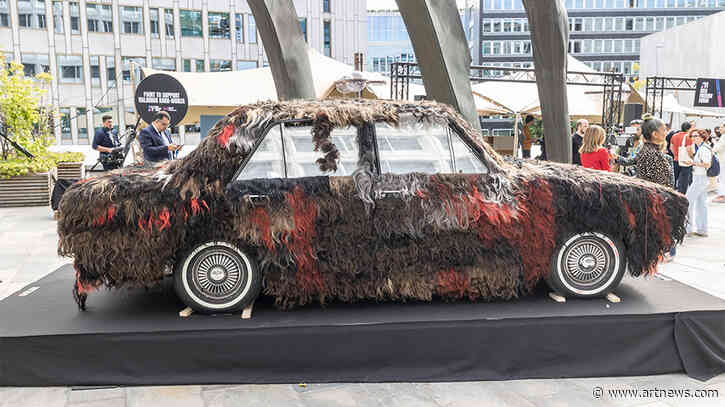 2023 PaykanArtCar Honors the Woman, Life, Freedom Movement in Iran