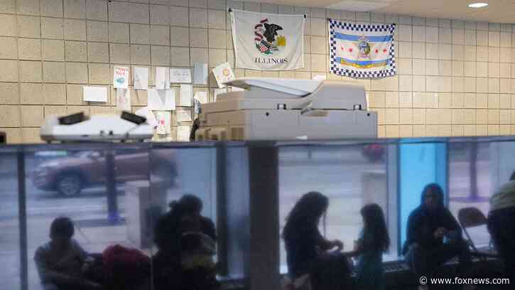 Chicago signs nearly $30 million contract to relocate asylum seekers to winterized camps