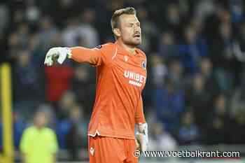Simon Mignolet wijst naar scheidsrechter bij late tegengoal van Club Brugge tegen Besiktas