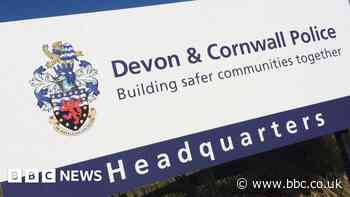 Man arrested after three injured in crash in Cornwall