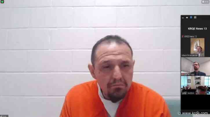 Albuquerque man charged with shooting at Smith's employees take plea deal