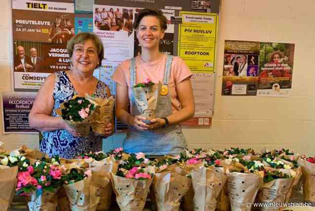 Tieltse plantjescomité zamelt 8.800 euro in voor Kom Op Tegen Kanker met azaleaverkoop