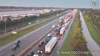 I-55 in Plainfield closed after crash involving ham-hauling semi; delays expected