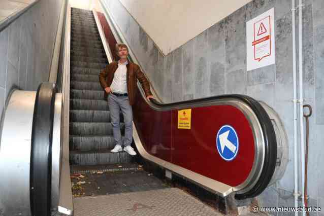 Roltrap van perron 2 in Harelbeekse station al meer dan drie maanden defect: “Onaanvaardbare situatie”