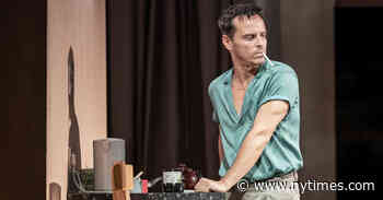 Review: Andrew Scott Plays Every Part in ‘Vanya.’ Why?
