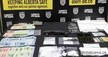 Sawed-off gun, cocaine and cash seized in Fort McMurray drug investigation