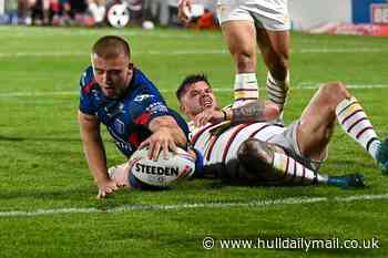 Hull KR ratings as superb Mikey Lewis runs Wakefield Trinity ragged