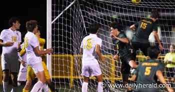 Boys soccer: Glenbrook North wins 3-2 over Glenbrook South