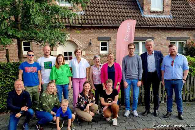 12 Dodentochters zamelen 5.600 euro in voor A Touch of Rose : “Minder stappers dan andere jaren maar we zijn ontzettend trots op hen”