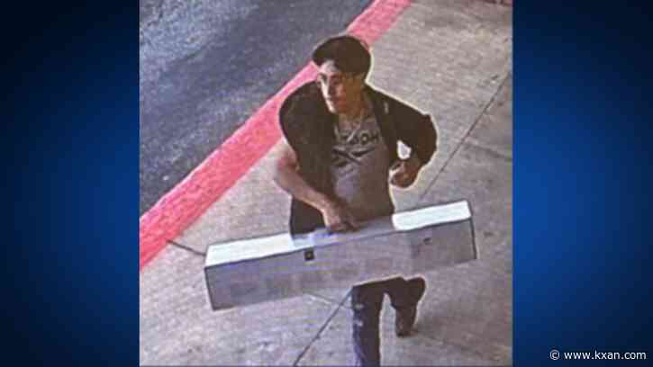 Police look for suspect in Austin store robbery