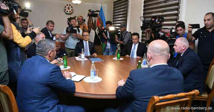 Bericht: Kampfverbände von Berg-Karabach werden aufgelöst