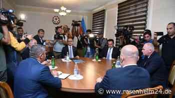 Bericht: Kampfverbände von Berg-Karabach werden aufgelöst