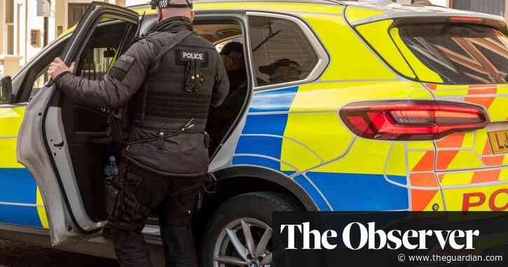 Dozens of Met officers refuse armed patrols after colleague’s murder charge