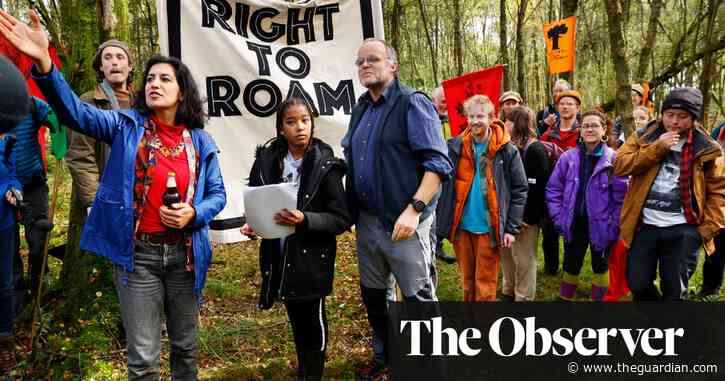 Ramblers unite at Scots Dyke to protest against England’s draconian right to roam laws