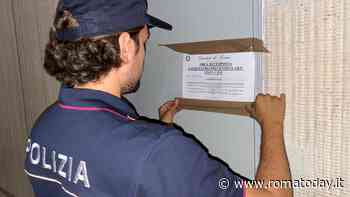 Cubiste e alcolici nella discoteca abusiva, polizia trova cinquecento ragazzi a ballare