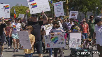 Newsom vetoes bill requiring custody courts to weigh affirmation of gender identity