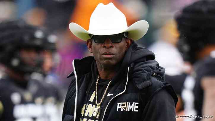 Oregon coach blasts Colorado in fiery pregame speech: 'They're fighting for clicks, we're fighting for wins'