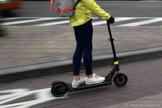 Dronken dertiger gaat onderuit met elektrische step en loopt bloedende hoofdwonde op