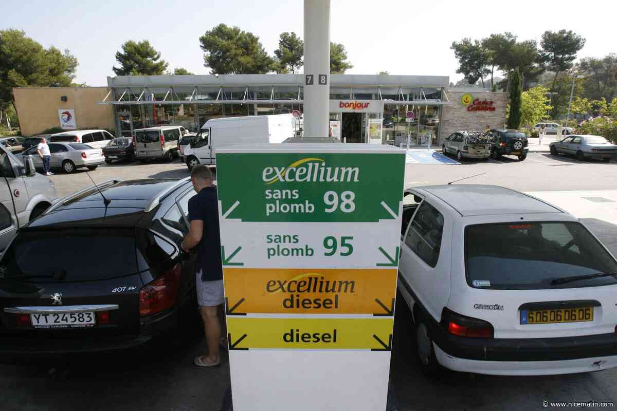 Emmanuel Macron veut que le carburant soit vendu à "prix coûtant" et relance une indemnité "limitée"