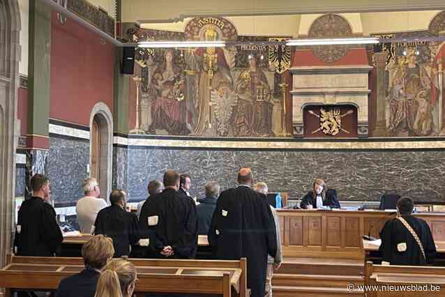 Drie Bommels en drie sponsors voor rechter: “Wat staan wij hier te doen? We hebben ons nooit persoonlijk verrijkt”