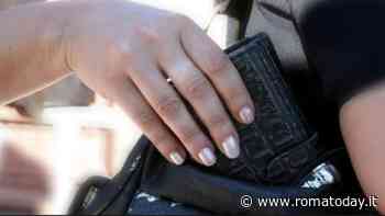 Esquilino, la distrazione costa caro e i manolesta ne approfittano