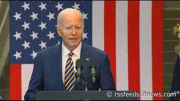 Bajo presión sobre la frontera, el gobierno de Biden otorga protección a cientos de miles de venezolanos