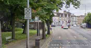 Man stabbed during street fight in Spring Bank West