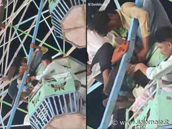 Le urla della vittima hanno attirato l'attenzione del pubblico, che hanno lanciato l'allarme facendo così fermare in tempo la giostra