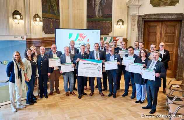 Ein Schritt Richtung Sicherheit / Die Bezirksregierung Düsseldorf ist am 25.09.2023 dem Präventionsnetzwerk #sicherimDienst beigetreten