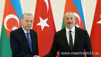 Erdogan und Alijew feiern Sieg in Berg-Karabach - dort läuft der Exodus