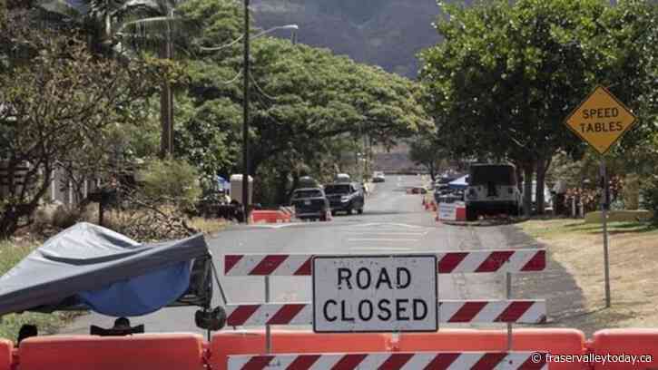 Lahaina residents begin returning to sites of homes destroyed by deadly wildfire