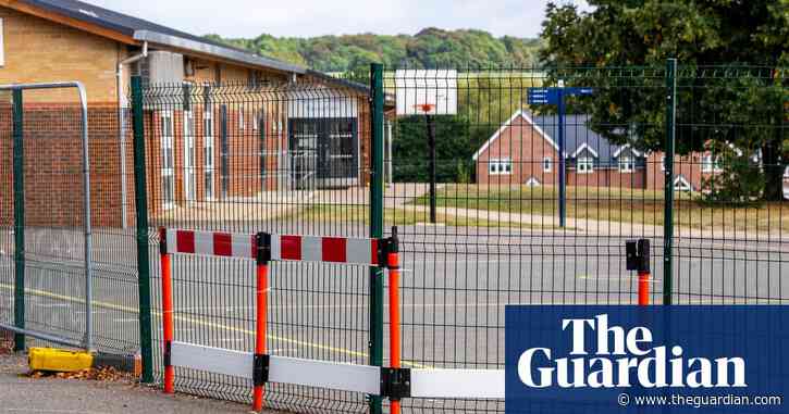 Unions ask Sunak for extra £4.4bn a year to fix crumbling schools in England