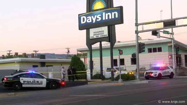 Woman enters plea in Albuquerque motel murder